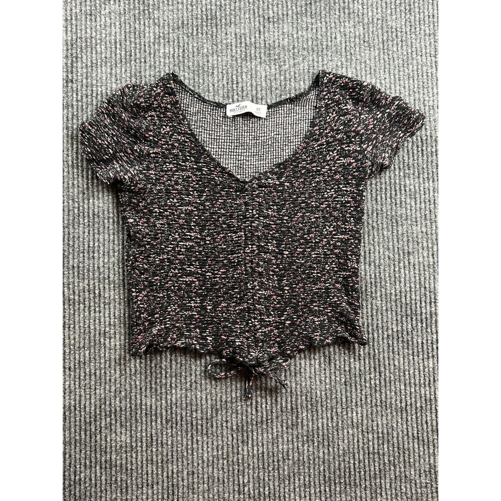 Hollister Black w/ Pink Floral print rouched crop top, rippled edging bottom XS